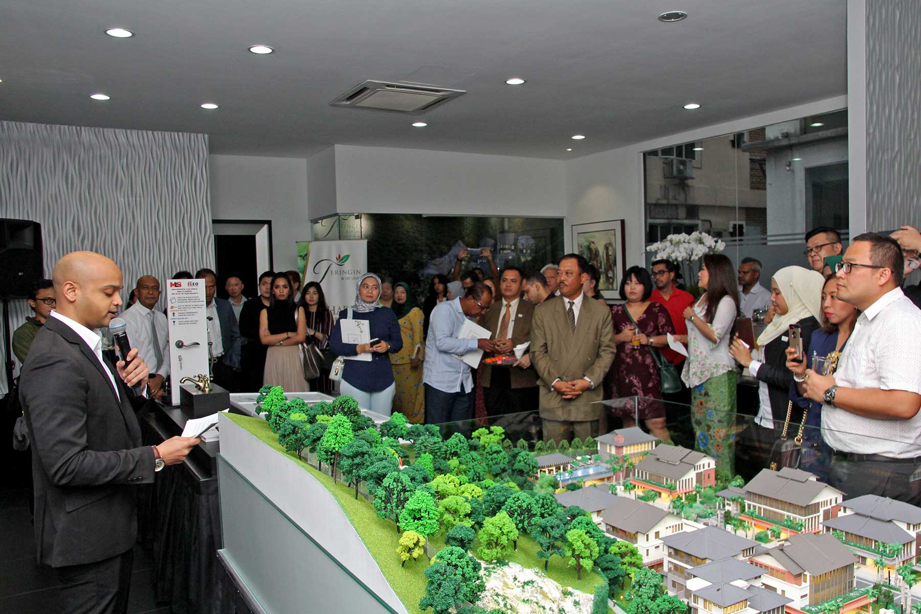 Teringin Private Preview & Show Gallery Opening